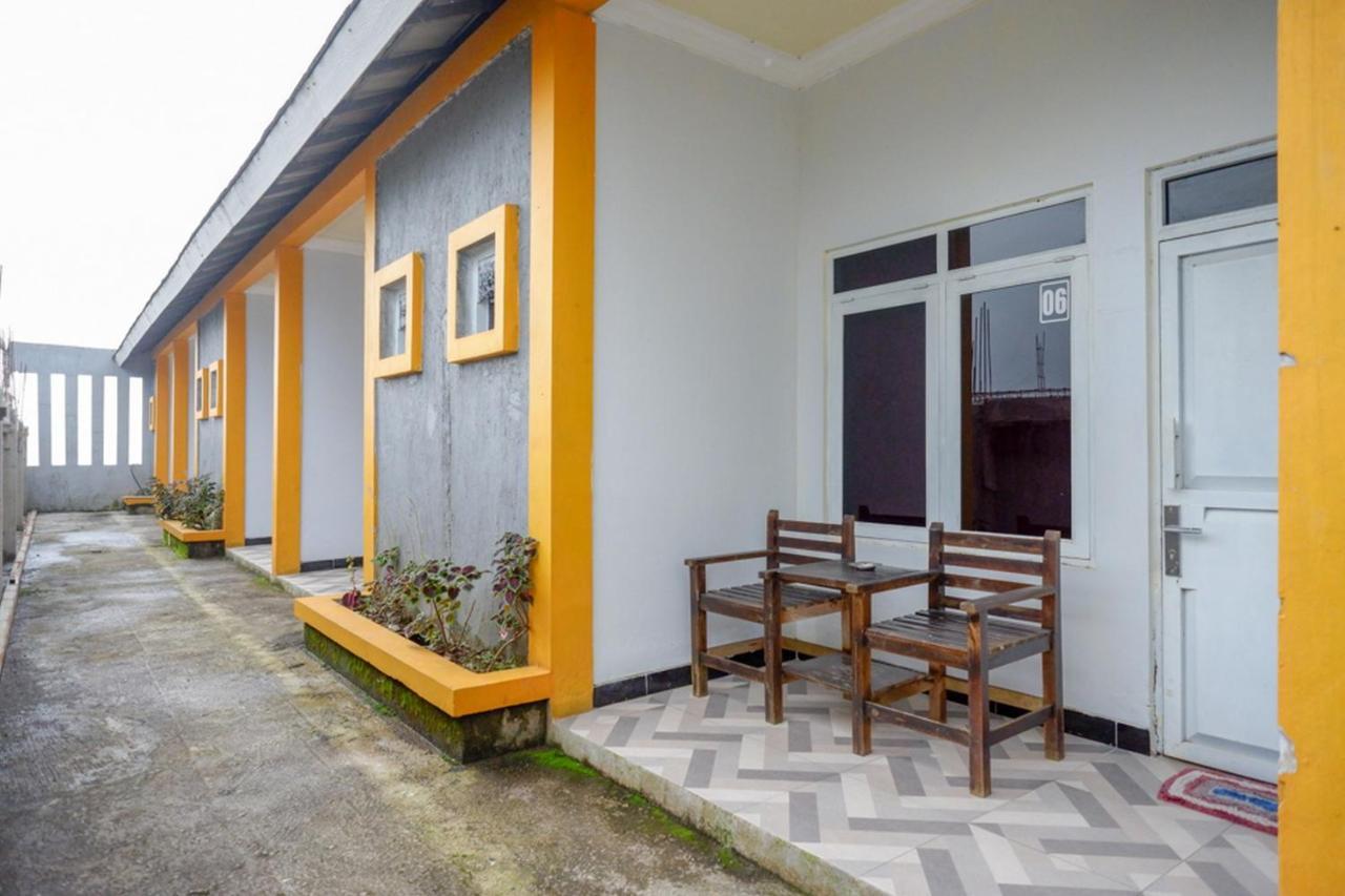 Reddoorz Near Candi Cetho Karanganyar Karanganyar  Eksteriør bilde